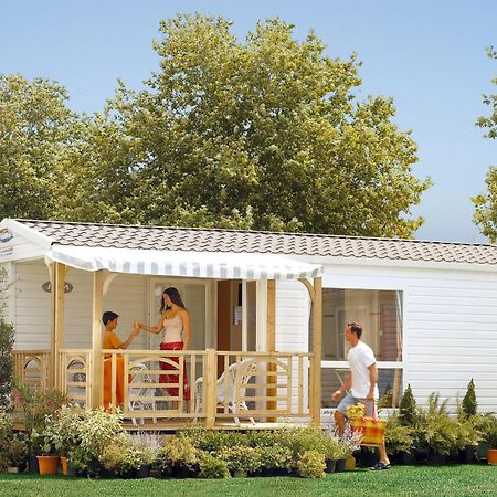 Camping Domaine De Mepillat Saint-Nizier-le-Bouchoux Екстериор снимка