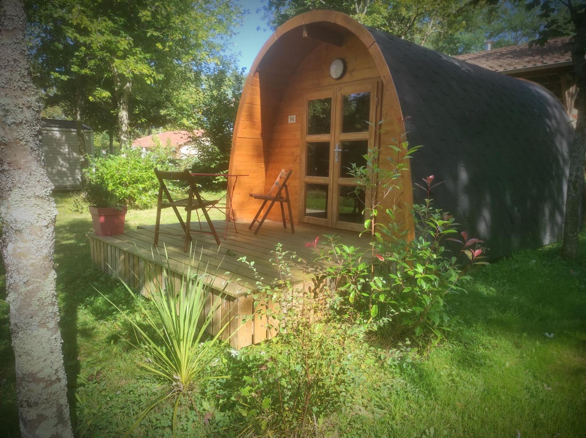 Camping Domaine De Mepillat Saint-Nizier-le-Bouchoux Екстериор снимка
