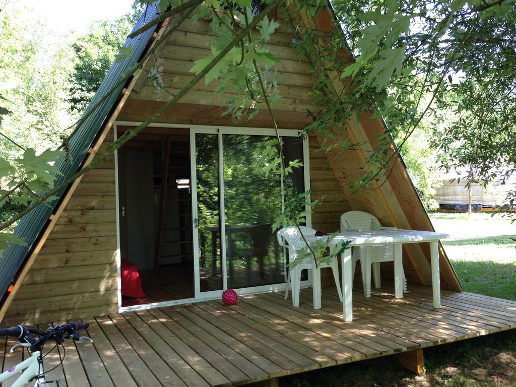 Camping Domaine De Mepillat Saint-Nizier-le-Bouchoux Стая снимка