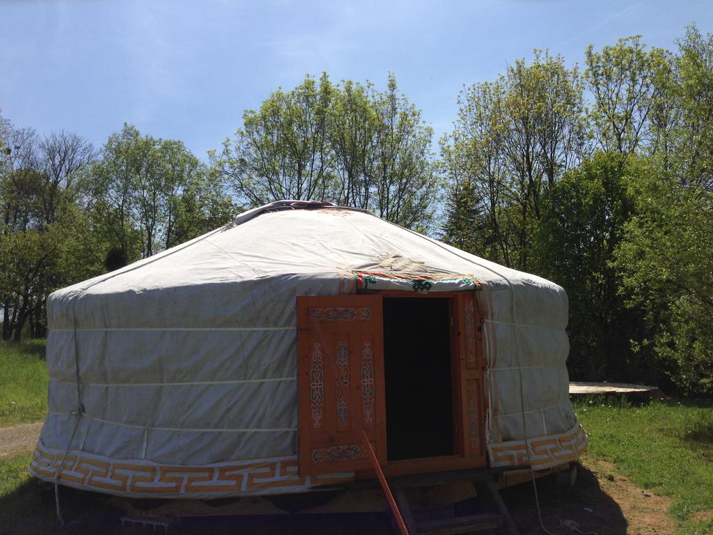 Camping Domaine De Mepillat Saint-Nizier-le-Bouchoux Стая снимка