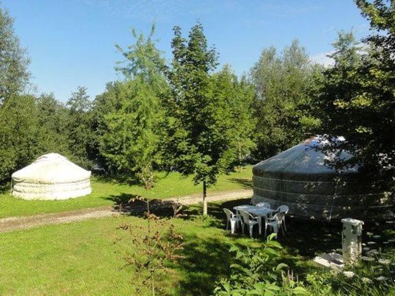 Camping Domaine De Mepillat Saint-Nizier-le-Bouchoux Екстериор снимка